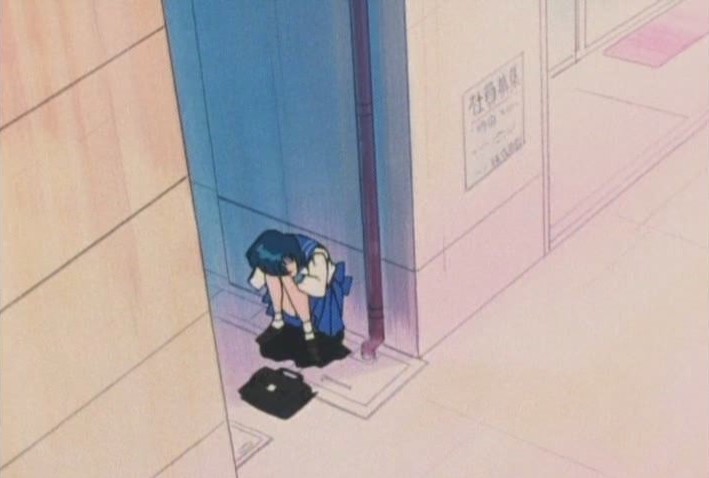  There are so many useful alleys in Tokyo to crawl into and cry