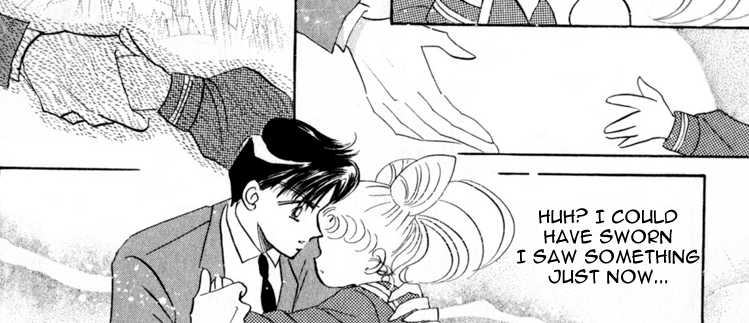 Sailor Moon manga - Mamoru holds Chibi-Usa