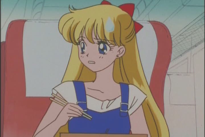 Minako disgusted at Usagi