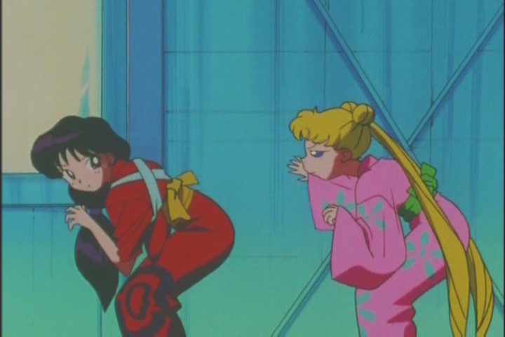 I love yukatas. In fact I'm wearing one as I type this right now. Breezy, if you catch my drift.