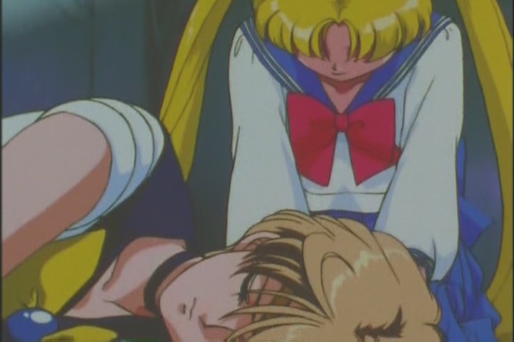 Usagi sitting over Uranus' lifeless body