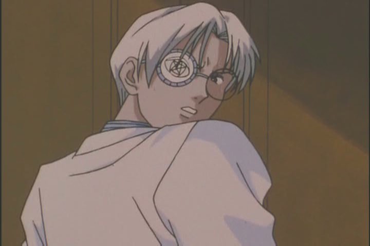 This is his standard over-the-shoulder look for modelling sessions