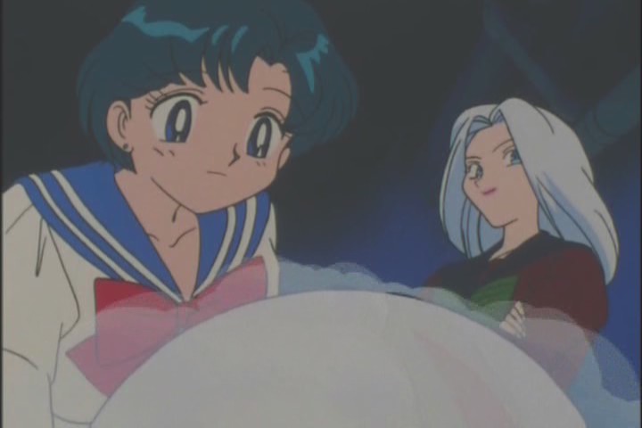 Ami looking at Pharaoh 90