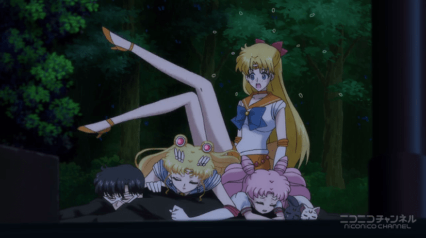 From a distance it looks like her legs are arms and she's a preying mantis